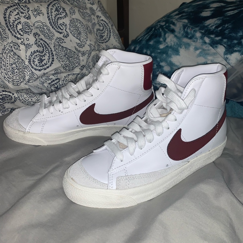 Nike Blazer Mid 77